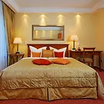 酒店 Buengers Apartment-hotel Mit Gartensauna - Modern, Gemuetlich Und Strandnah