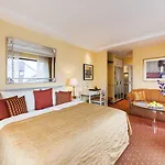 Buengers Apartment-hotel Mit Gartensauna - Modern, Gemuetlich Und Strandnah 4*