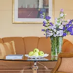 Buengers Apartment-hotel Mit Gartensauna - Modern, Gemuetlich Und Strandnah 施特兰德