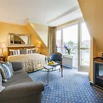 Buengers Apartment-hotel Mit Gartensauna - Modern, Gemuetlich Und Strandnah 4*