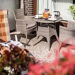 Hotel Buengers Apartment-hotel Mit Gartensauna - Modern, Gemuetlich Und Strandnah Strande