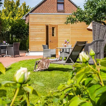 Buengers Apartment-hotel Mit Sommerstrandkorb & Gartensauna Отель
