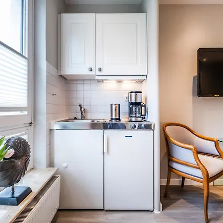 Отель Buengers Apartment-hotel Mit Sommerstrandkorb & Gartensauna