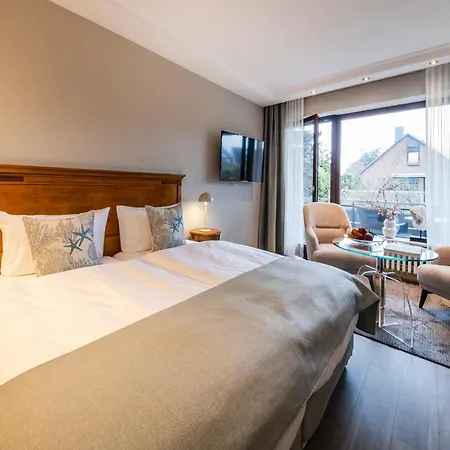 Отель Buengers Apartment-hotel Mit Sommerstrandkorb & Gartensauna 4*