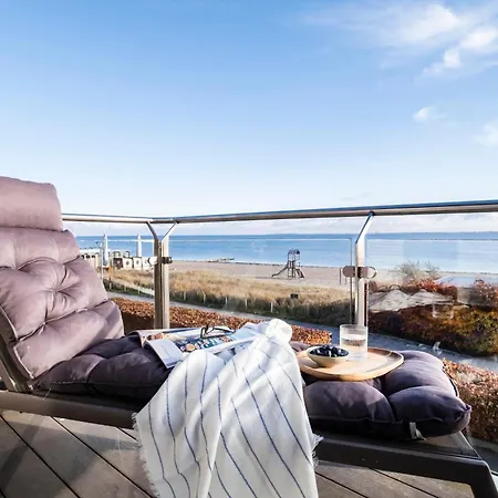Buengers Apartment-hotel Mit Sommerstrandkorb & Gartensauna Отель