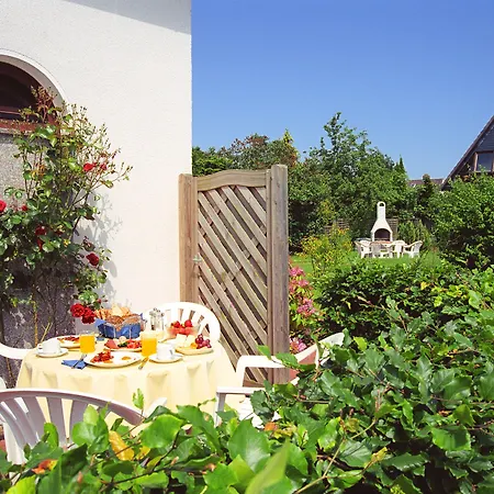 Buengers Apartment-hotel Mit Gartensauna - Modern, Gemuetlich Und Strandnah