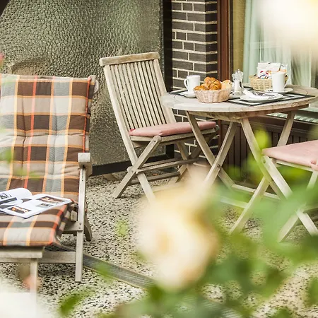 Buengers Apartment-hotel Mit Gartensauna - Modern, Gemuetlich Und Strandnah فندق شتراند